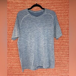 Lululemon Men's Blue Athletic Shirt